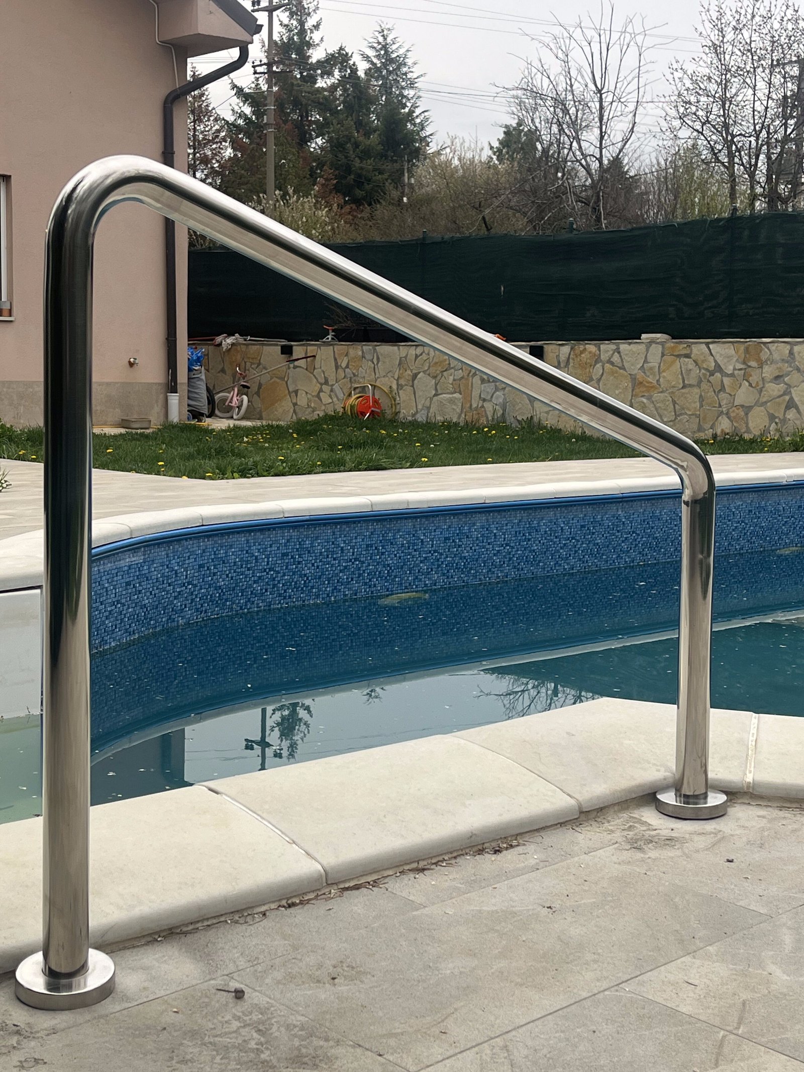 inox rukohvati za bazene